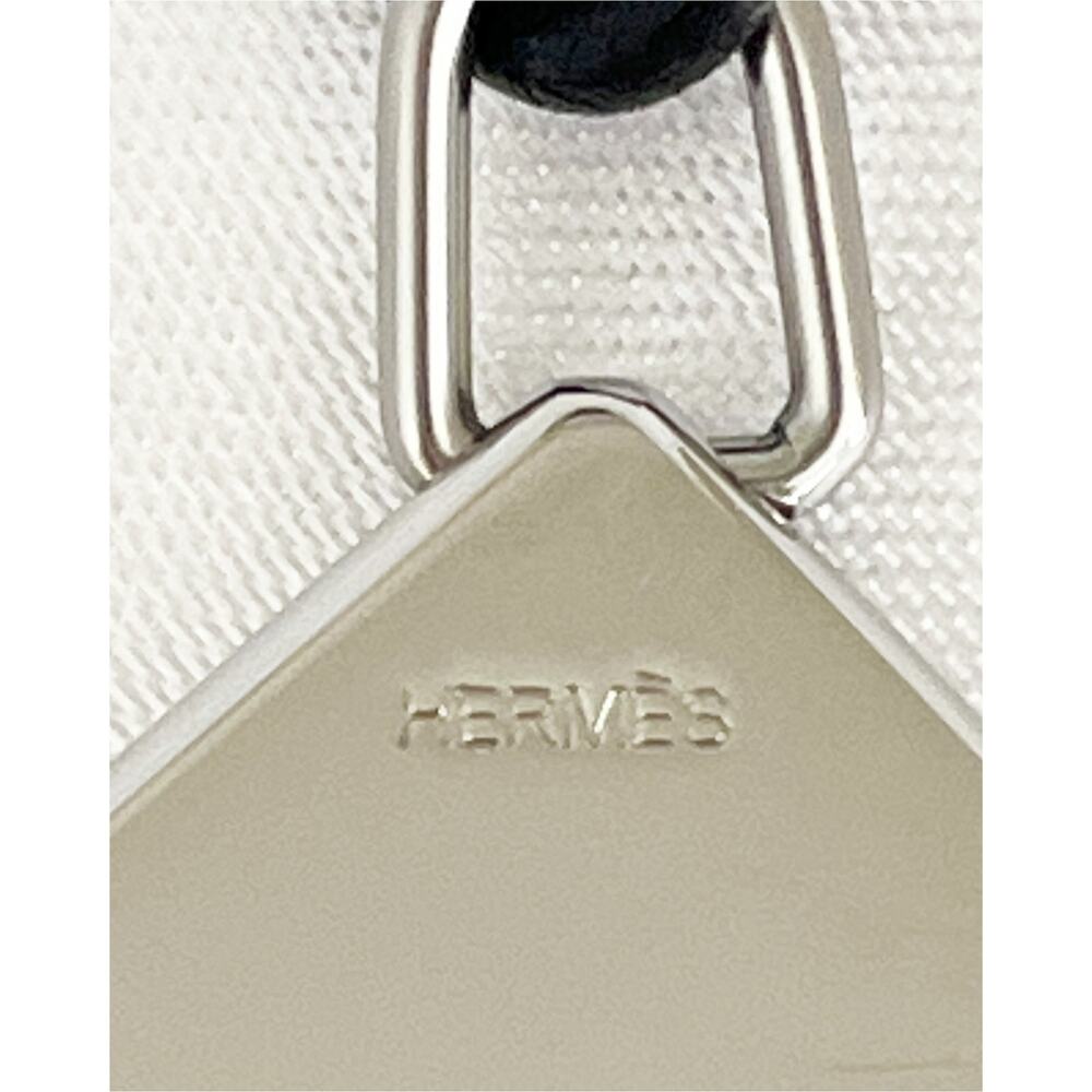 HERMÈS Symbole Amour Pendant Necklace Leather Pre Owned - Picture 6 of 13